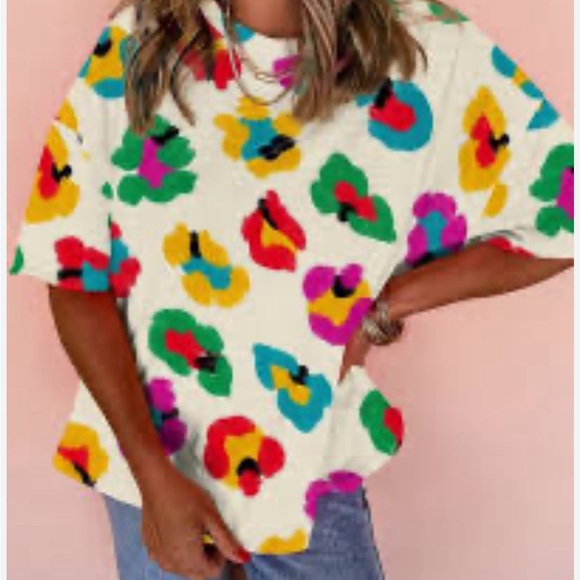 Top - Picture 2 of 2